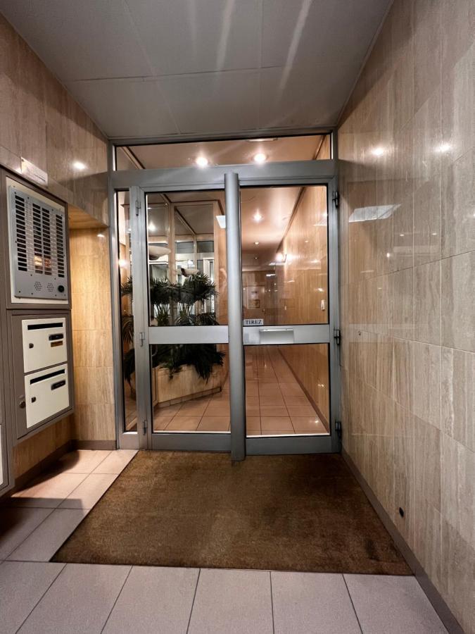 Palais 5Min Luxury&Cinema Studio Cannes Luaran gambar