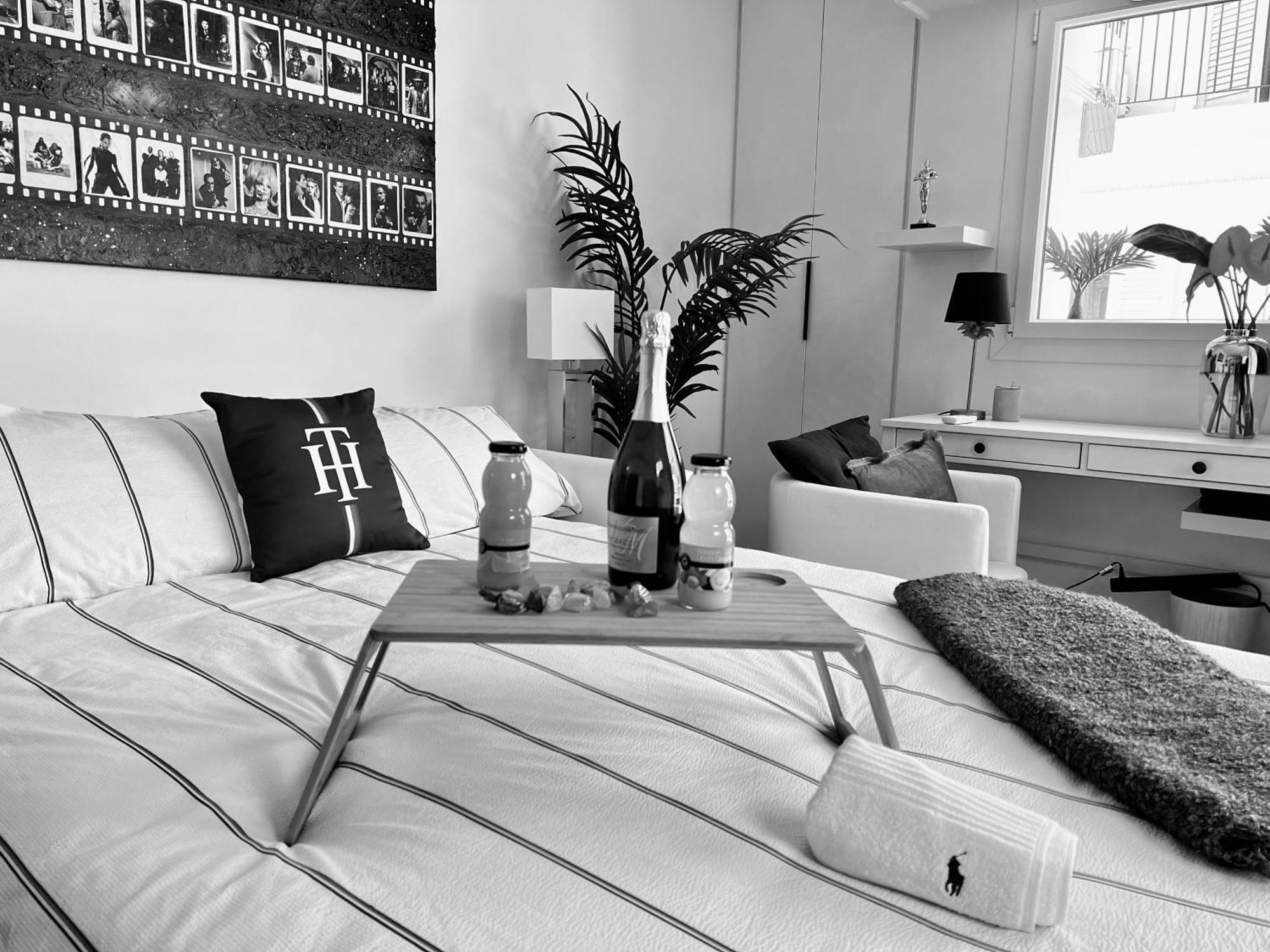 Palais 5Min Luxury&Cinema Studio Cannes Luaran gambar